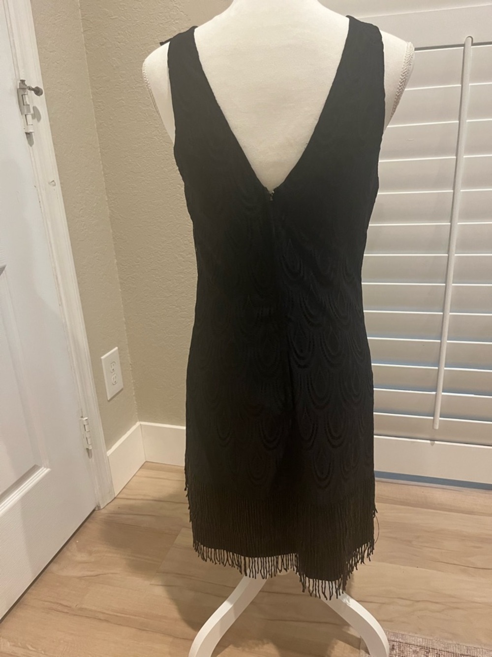 Elegant Black Sleeveless Lily Pulitzer Dress - Picture 3 of 3